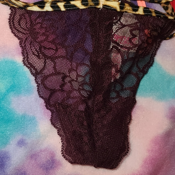 Victoria Secret - Picture 8 of 12